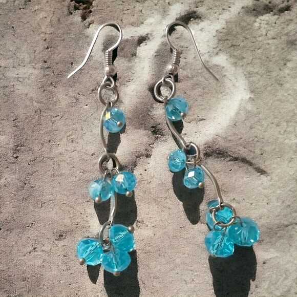 Glass Beaded Chandelier Earrings Aqua Ocean Blue Silver Tone Faceted Dangle - Picture 4 of 16